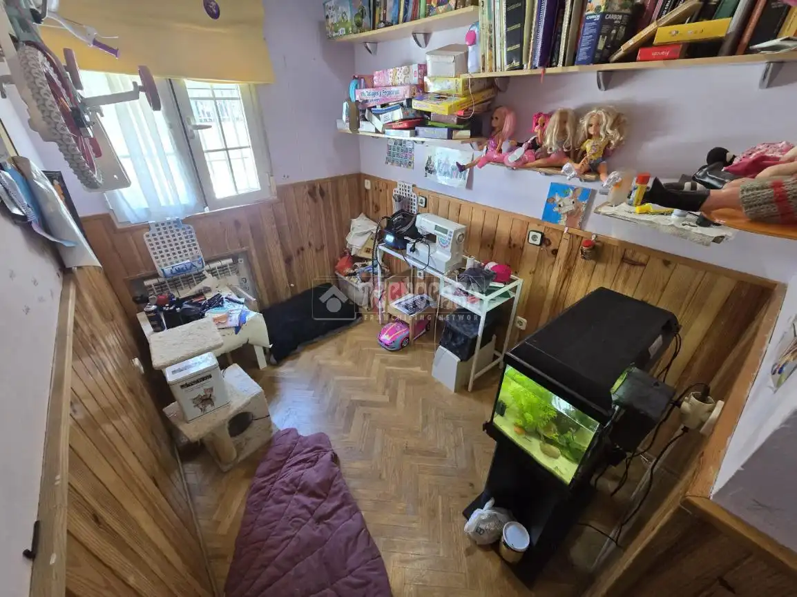 Flat for sale in Madrid  with Air Conditioner, Heating and Parquet flooring