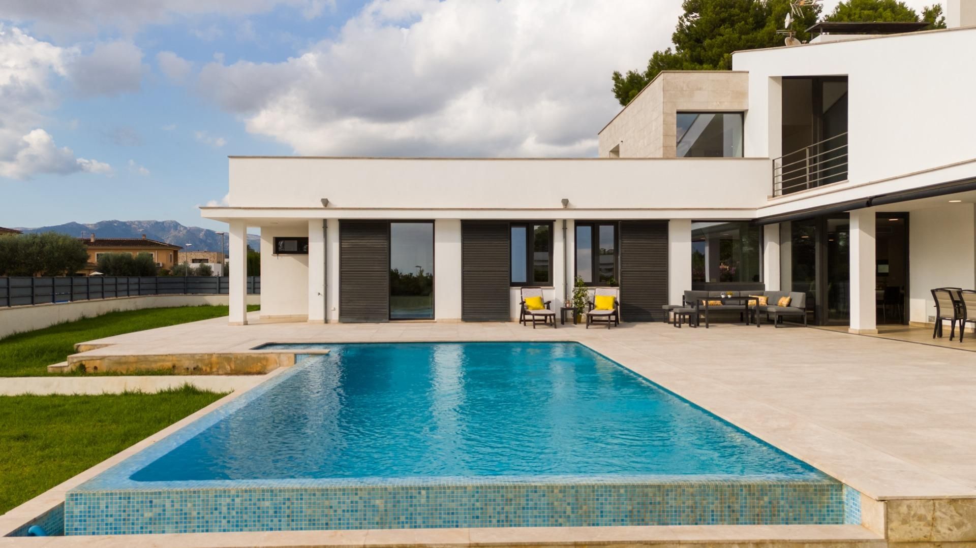 Swimming pool of House or chalet for sale in Marratxí  with Air Conditioner, Private garden and Parquet flooring