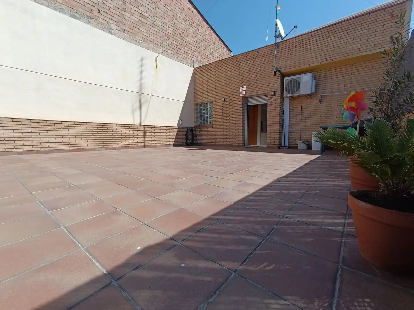 Terraza de Casa o chalet en venta en Badalona con Aire acondicionado, Calefacción y Jardín privado