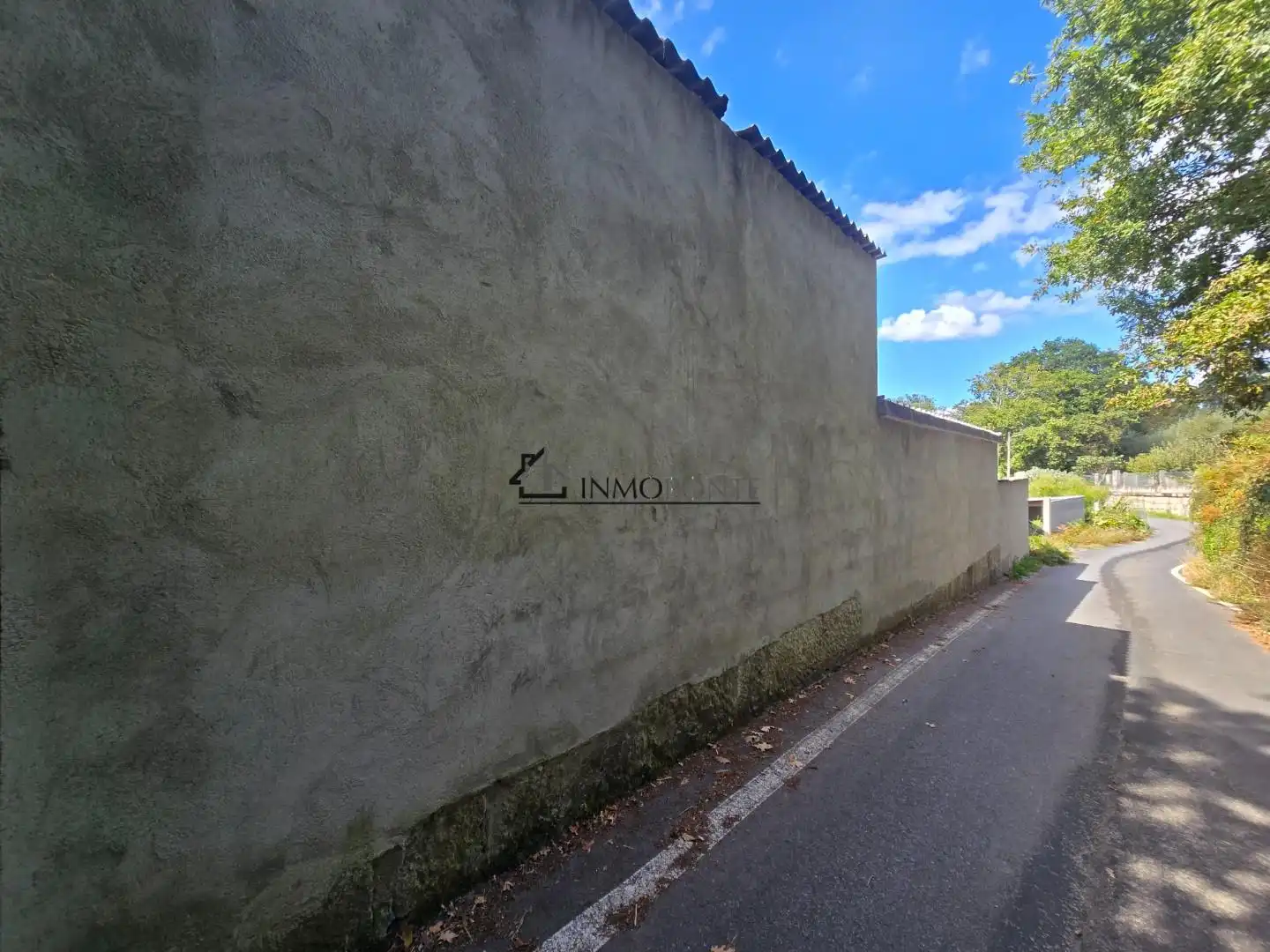 Vista exterior de Casa o xalet en venda en Pontevedra Capital  amb Jardí privat