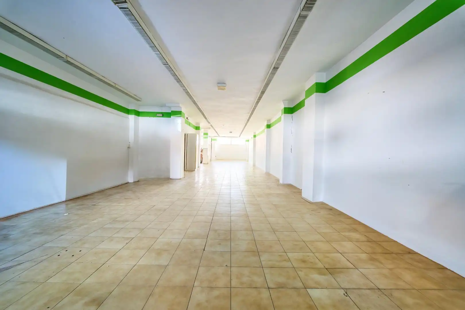 Local comercial en venda a Avenida ING. GUTIERREZ SEGURA, imagen 10