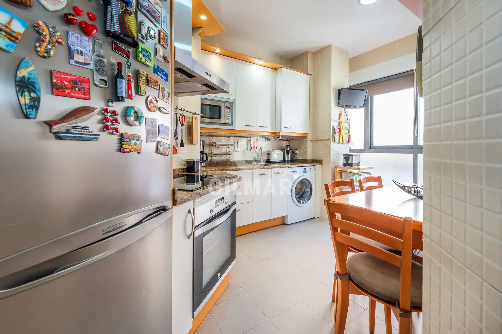 Kitchen of Duplexes for sale in Madrid  with Heating and Balcony