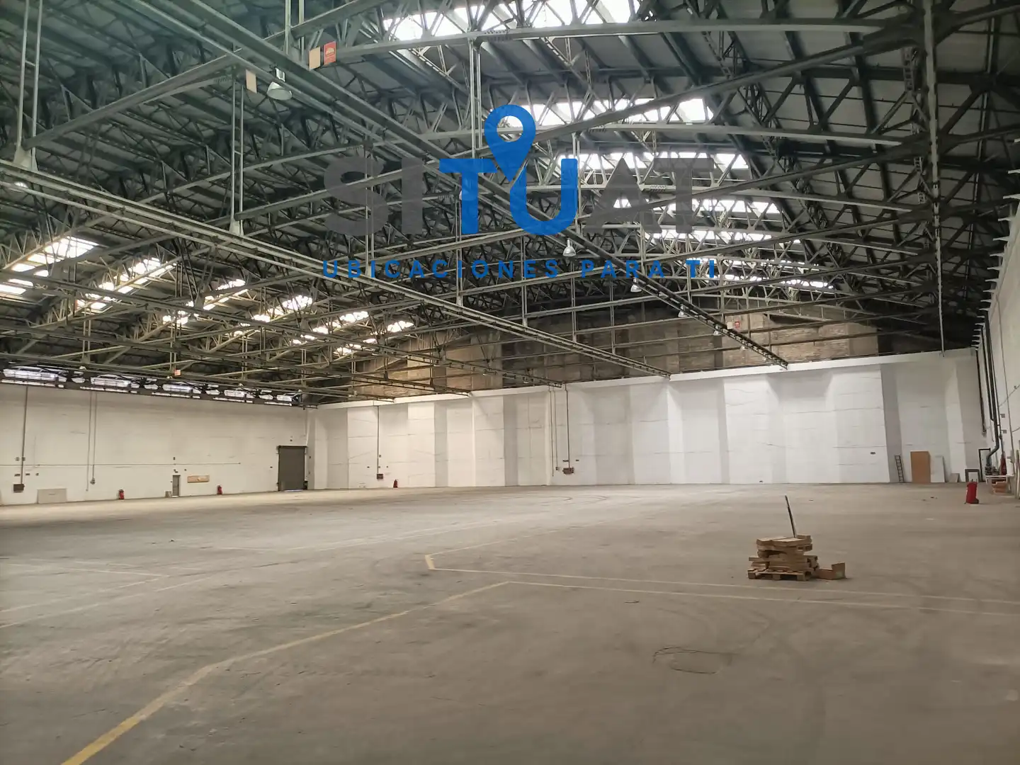 Industrial building to rent in Carrer de Indústria 62, imagen 2