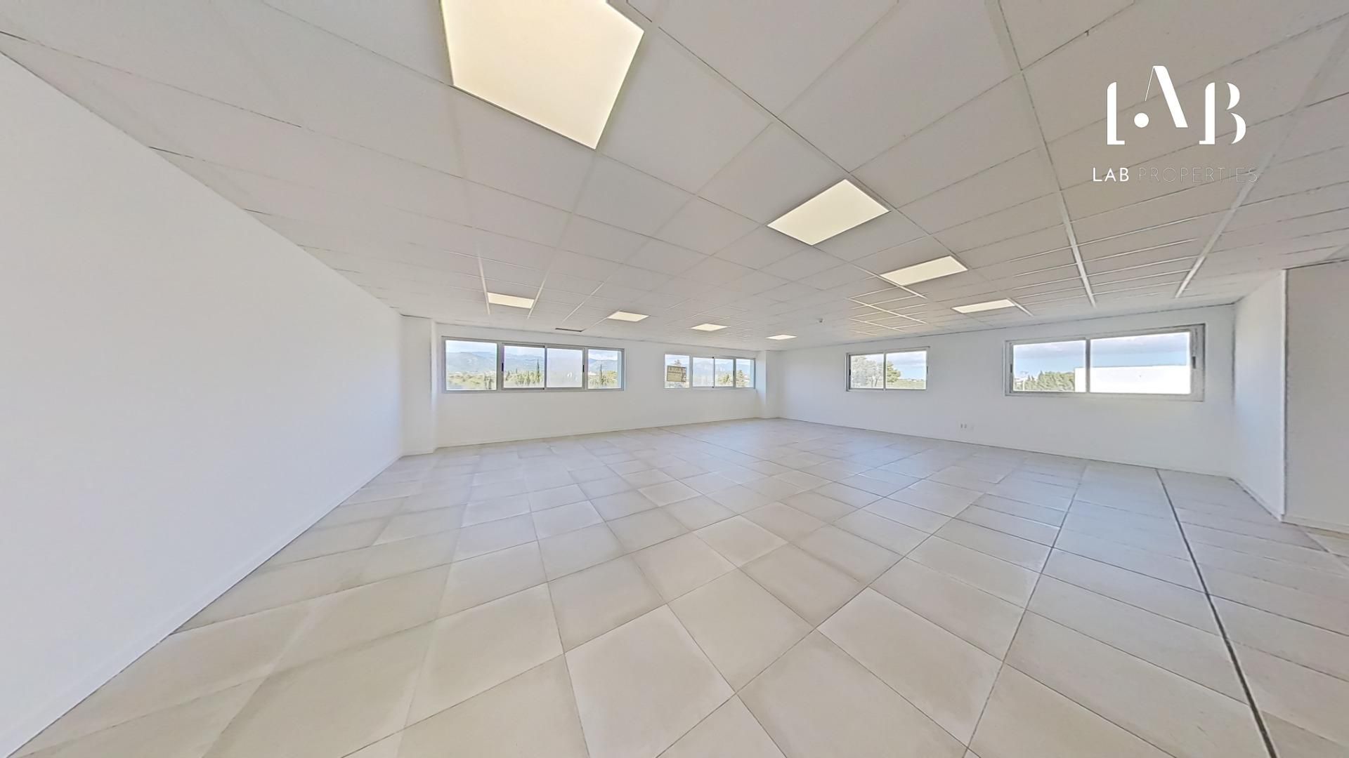 Local de alquiler en Santa María del Camí con Aire acondicionado