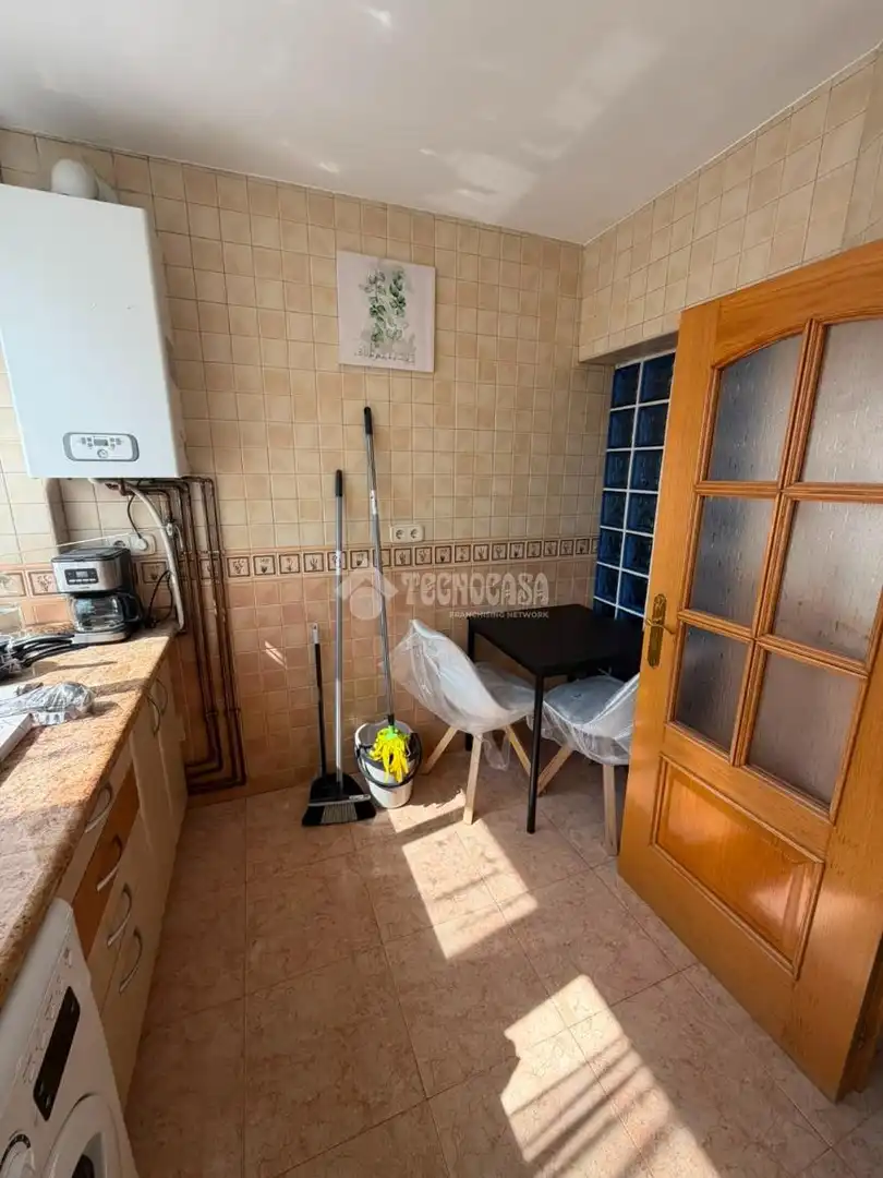 Kitchen of Flat for rent in Getafe  with Air Conditioner and Heating