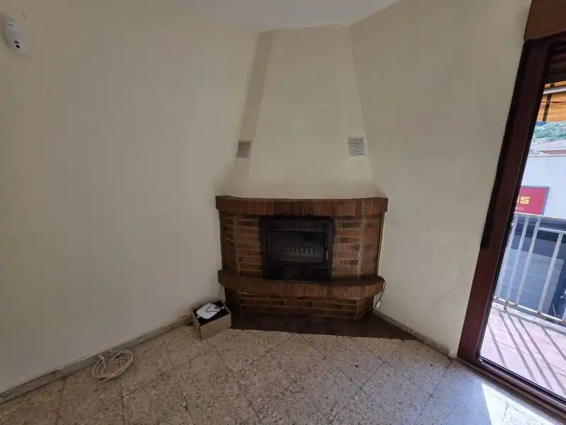 Piso en venta en Jerte con Jardín privado y Trastero