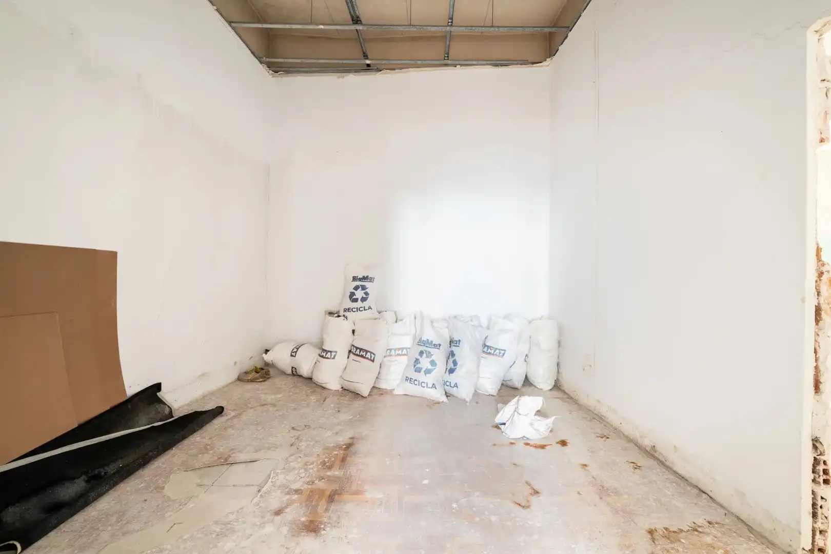 Piso en venta en Madrid con Balcón