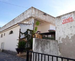 Vista exterior de Edifici en venda en Baños de la Encina