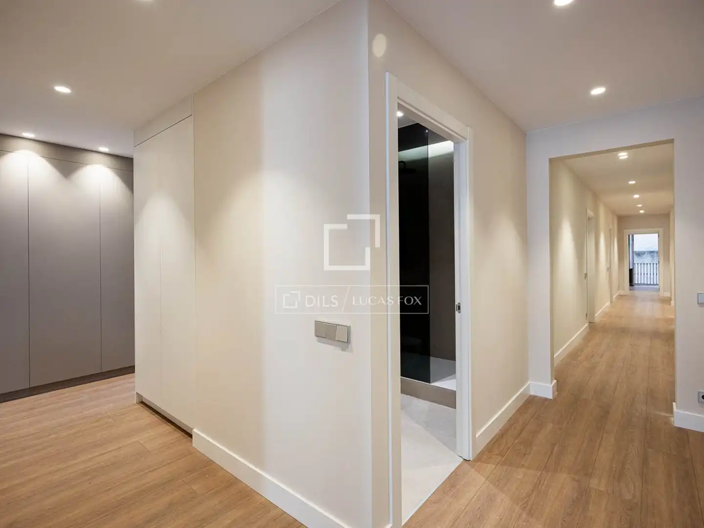 Piso en venta en Barcelona con Aire acondicionado, Parquet y Balcón