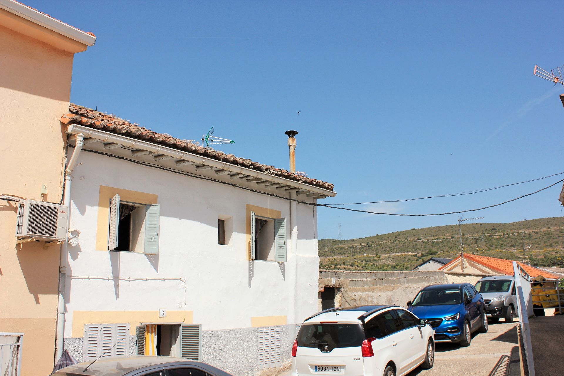 Exterior view of House or chalet for sale in Torrelaguna