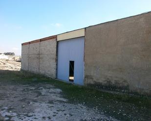 Vista exterior de Nau industrial en venda en Albatana