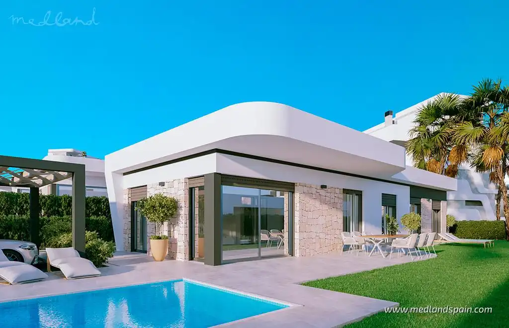 Detached house for sale in Golf Bahía