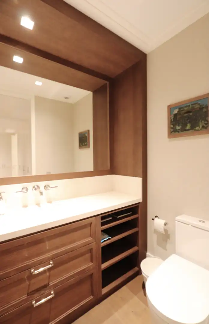 Bathroom of Flat for sale in Madrid  with Air Conditioner, Heating and Parquet flooring