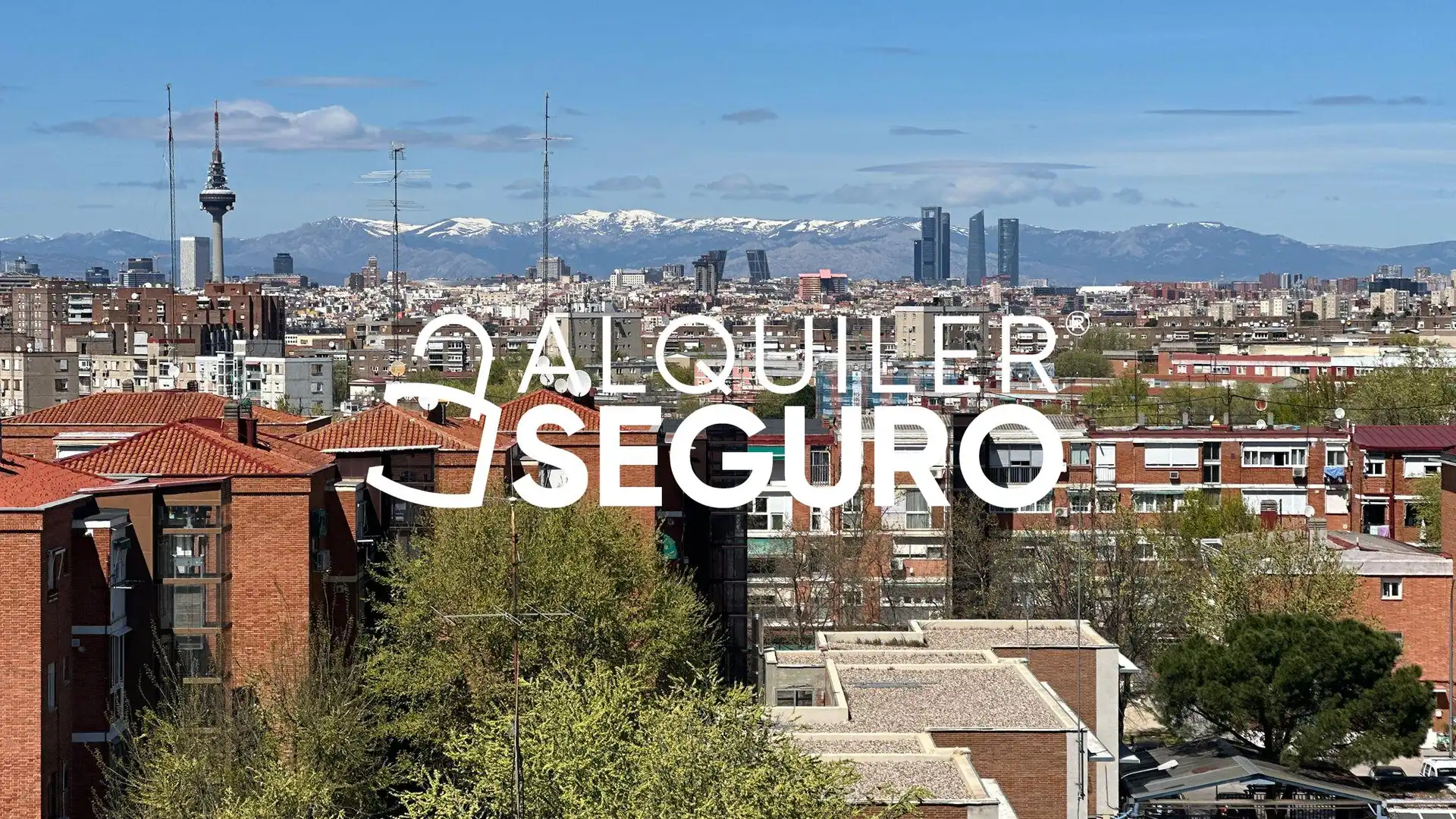 Exterior view of Flat for rent in  Madrid Capital  with Heating, Terrace and Furnished