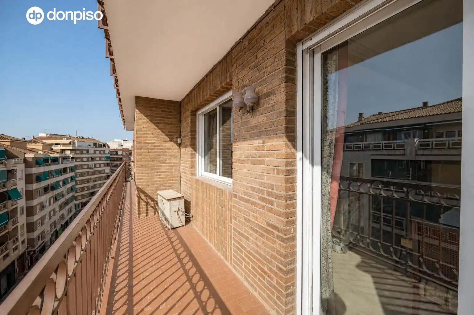 Piso con terraza en venta en Calle EMPERATRIZ EUGENIA 6, imagen 16