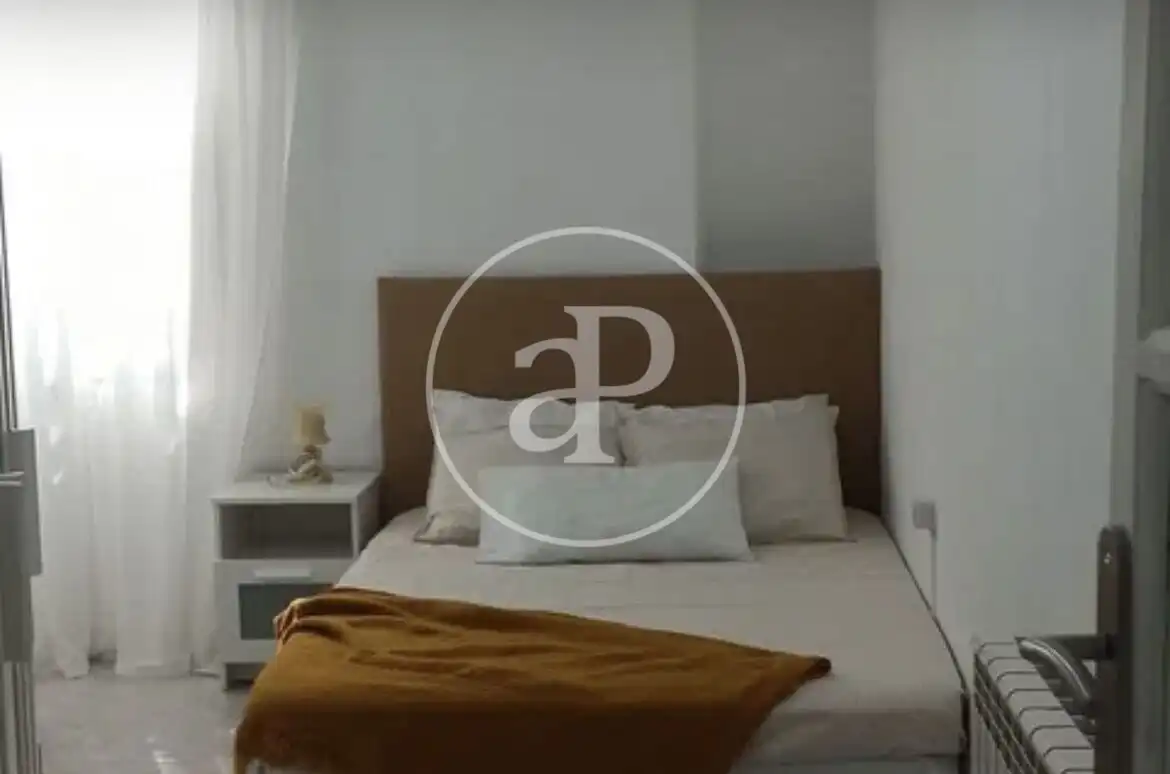 Habitación de Piso de alquiler en Valencia con Aire acondicionado, Calefacción y Terraza