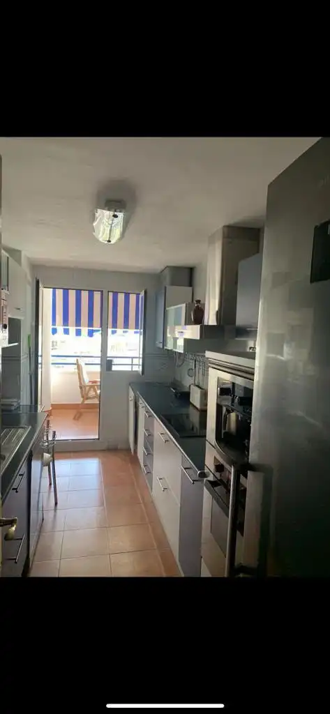Apartamento de alquiler en Los Jardines de Marbella - La Ermita