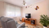 Living room of Single-family semi-detached for sale in Humanes de Madrid  with Air Conditioner and Swimming Pool