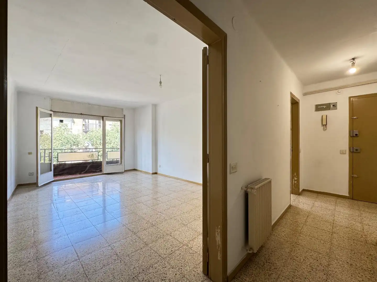Flat with terrace for sale in Centre, imagen 2