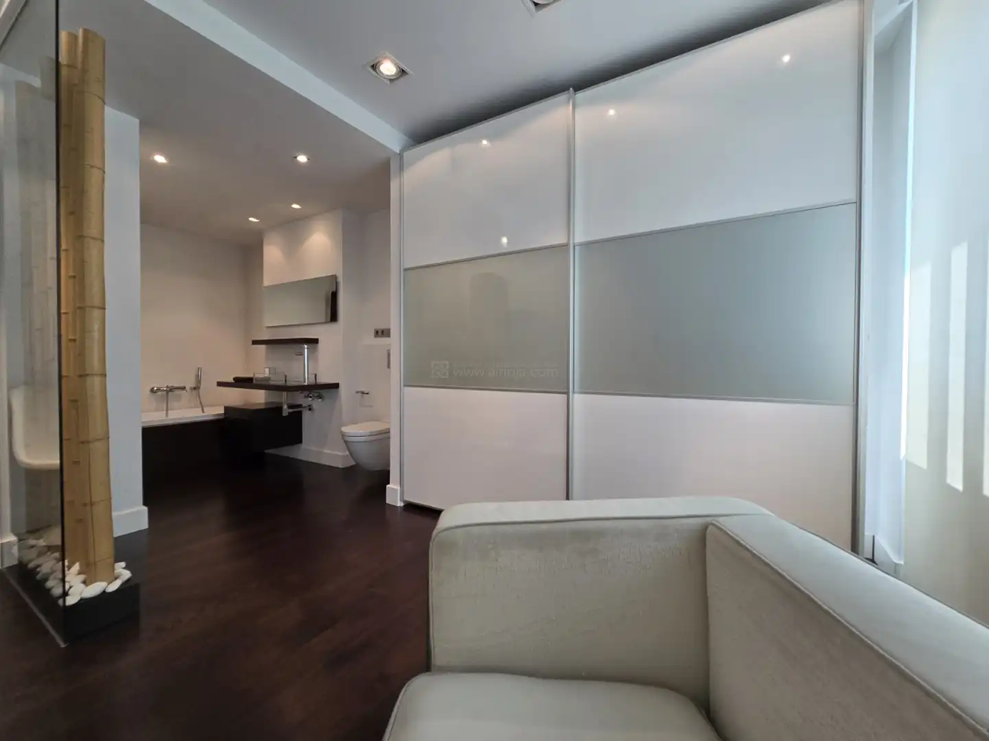 Bathroom of Flat for sale in  Logroño  with Heating, Private garden and Storage room