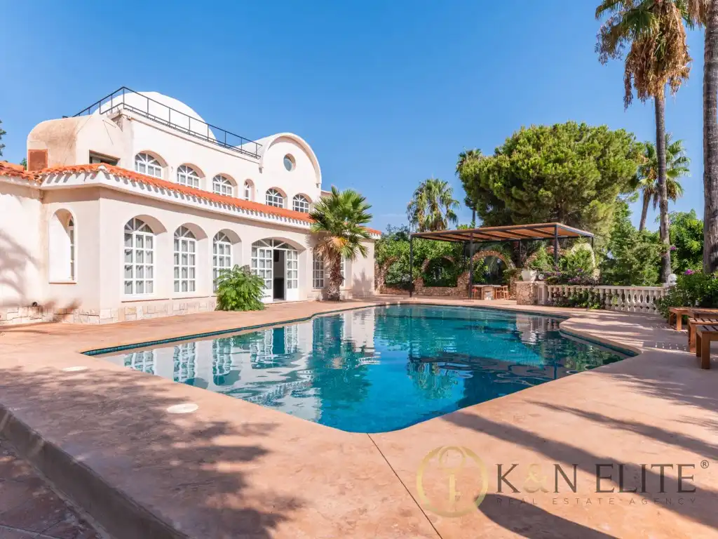 House with pool for sale in Avinguda de la Albufereta, imagen 2