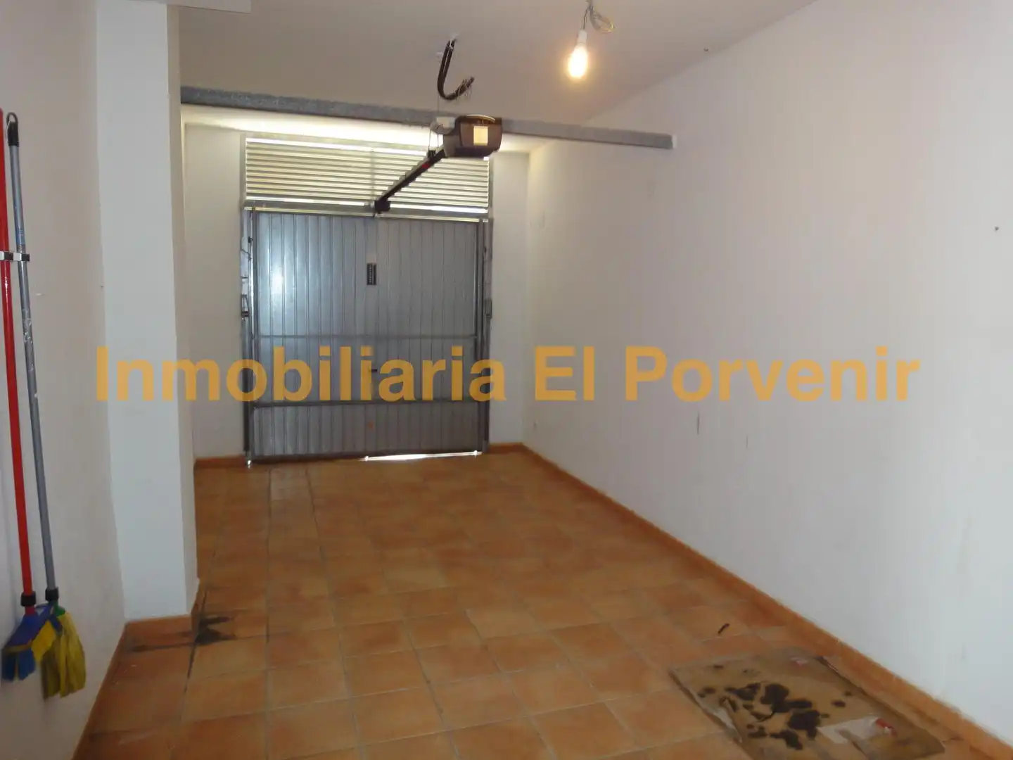 Casa adosada en venta en Torrent con Calefacción, Jardín privado y Terraza