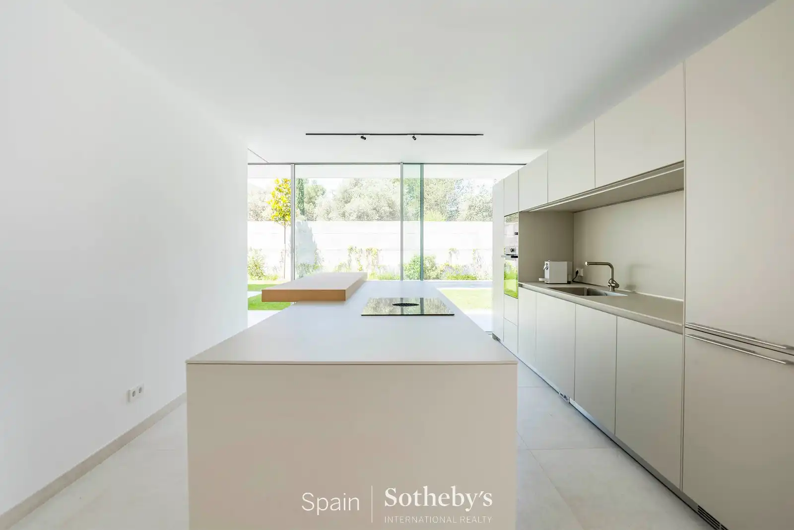 Kitchen of Houses for rent in Madrid  with Air Conditioner, Heating and Private garden