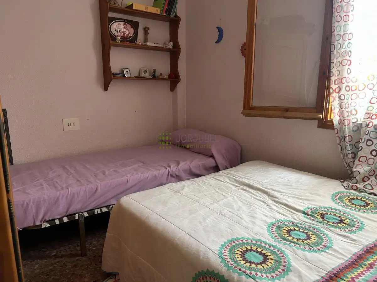 Dormitori de Casa o xalet en venda en Benicasim / Benicàssim amb Terrassa i Piscina