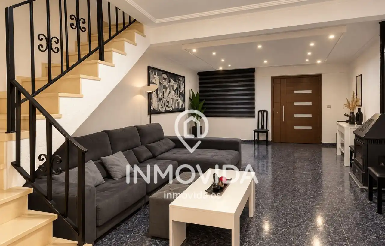 Casa amb balcó en venda a Carrer Sant Josep, imagen 9