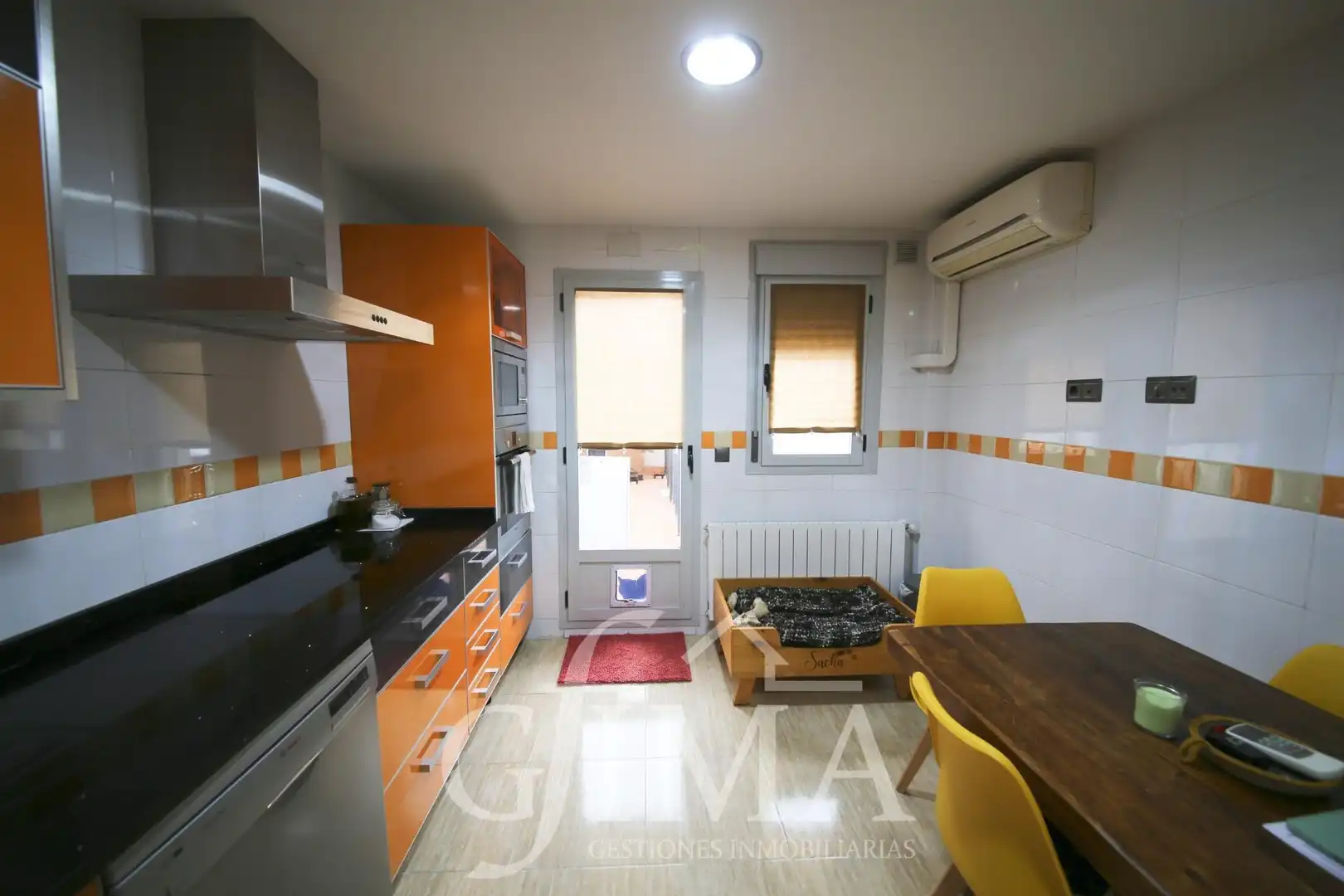Cuina de Dúplex en venda en Tomelloso amb Aire condicionat, Calefacció i Terrassa
