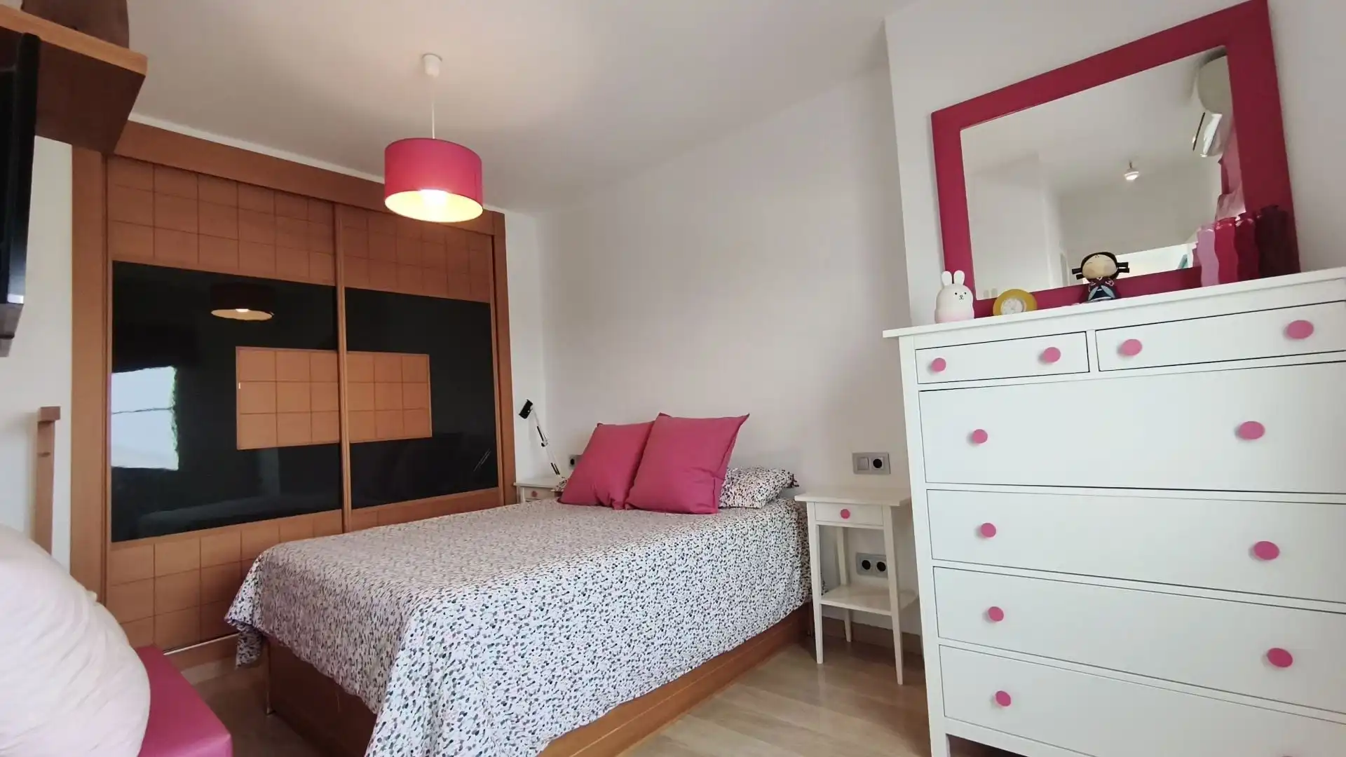 Habitación de Apartamento en venta en Alhaurín El Grande con Aire acondicionado y Trastero