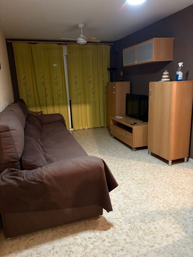 Sala de estar de Apartamento de alquiler en Torrox con Aire acondicionado, Terraza y Amueblado