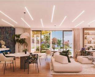 Sala d'estar de Pis en venda en Casares amb Aire condicionat, Calefacció i Jardí privat