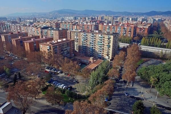 Vista exterior de Nave industrial en venta en Sant Adrià de Besòs