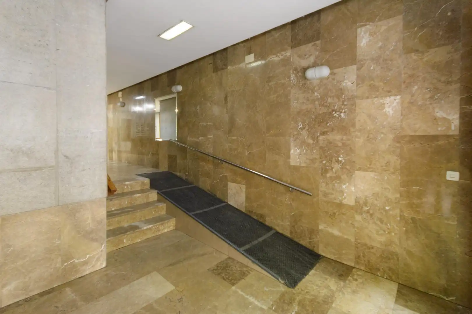 Piso con ascensor en venta en Paseo GERMANIES 79, imagen 50