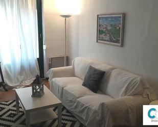 Living room of Flat to rent in  Pamplona / Iruña  with Heating, Furnished and Balcony