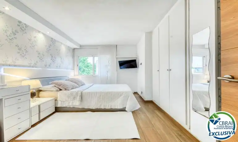 Habitación de Apartamento en venta en Figueres con Amueblado