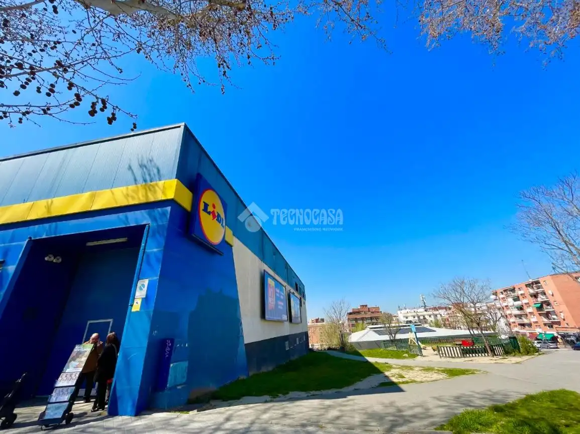 Individual with lift for sale in C. del Pico Moncayo, imagen 14