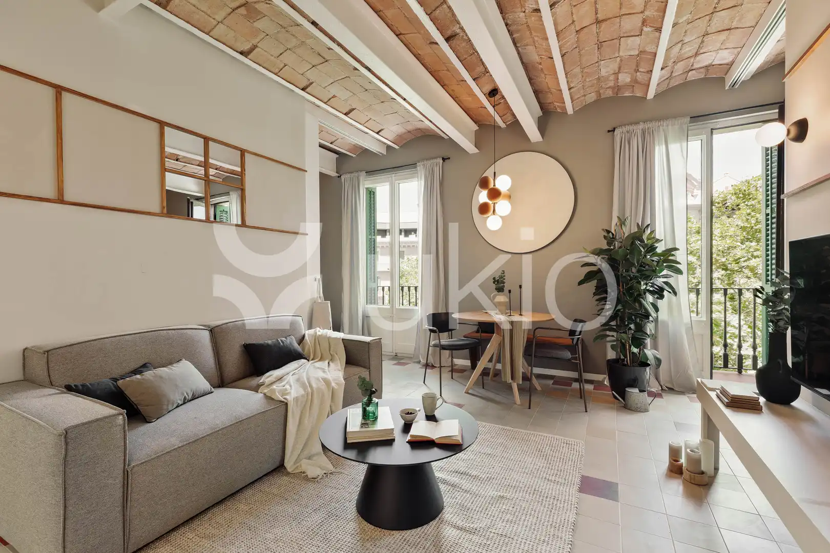 Apartamento con terraza en alquiler en Ronda de Sant Pere, imagen 3
