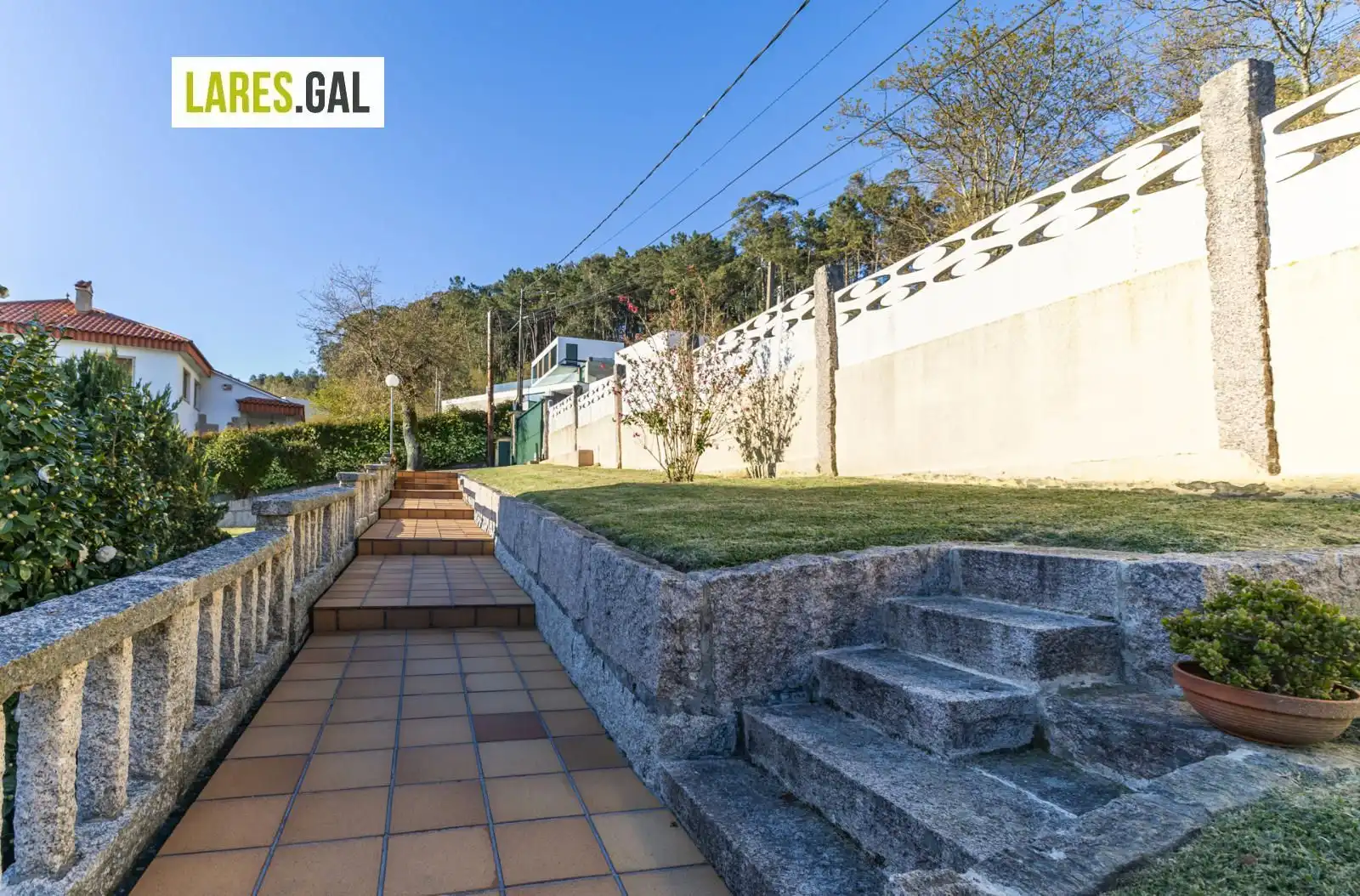 Jardín de Casa o chalet en venta en Cangas  con Calefacción y Trastero