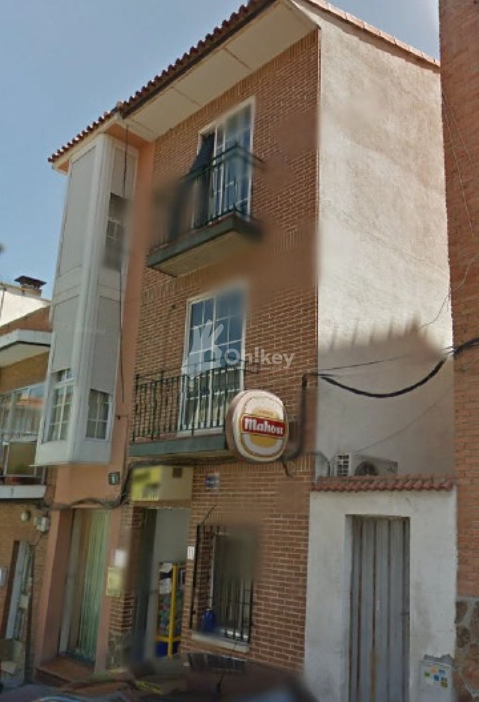 Vista exterior de Edifici en venda en Arganda del Rey