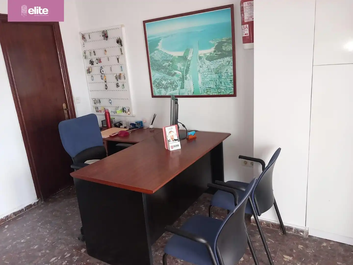 Oficina de lloguer a Pago Alhaja