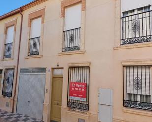 Vista exterior de Casa o xalet en venda en Barrax amb Terrassa