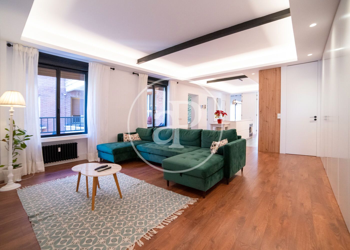 Living room of Flat for sale in  Madrid Capital  with Air Conditioner, Heating and Terrace