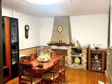 Casa con balcone in vendita a Carrer Guillem de Montcada