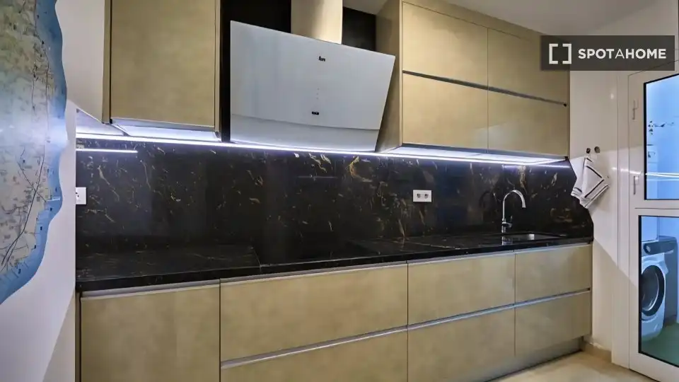 Cuina de Apartament per a compartir en Mogán amb Aire condicionat, Terrassa i Moblat