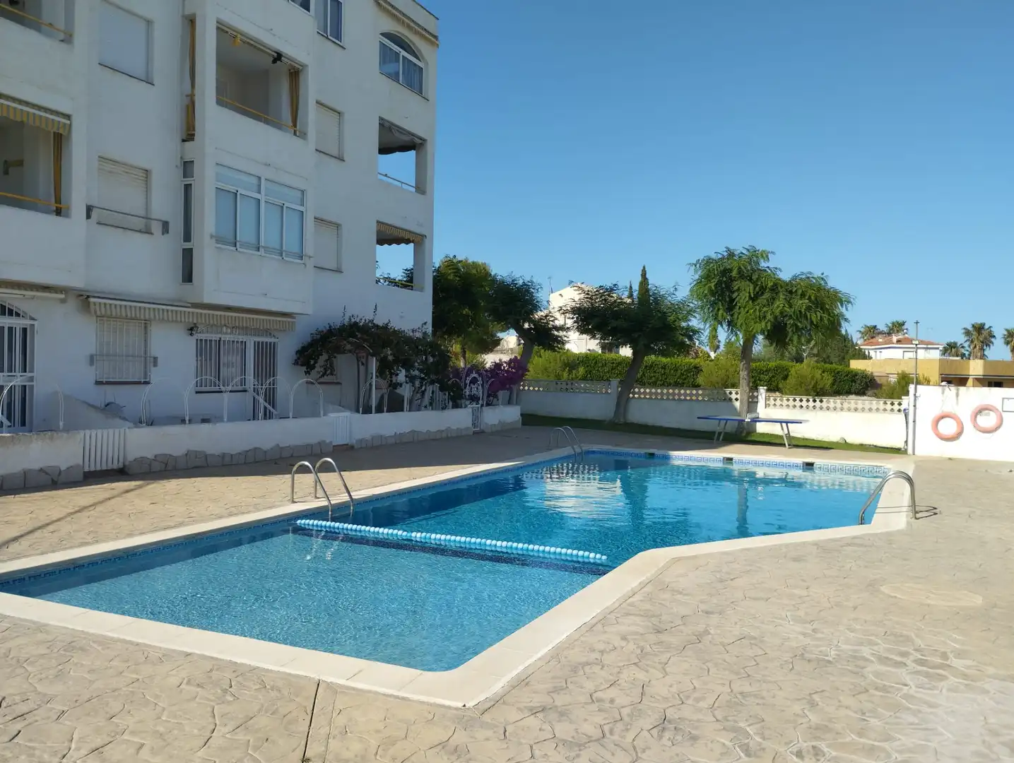 Piscina de Apartament en venda en Alcanar amb Terrassa, Moblat i Forn