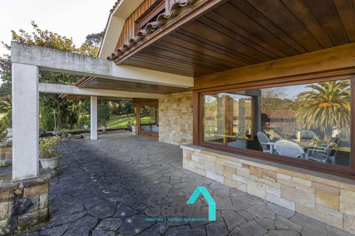 Jardí de Casa o xalet en venda en Gijón  amb Aire condicionat, Jardí privat i Parquet