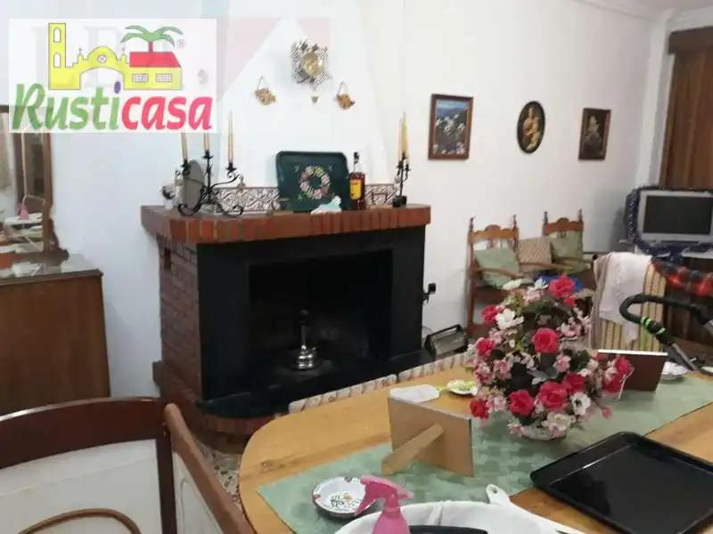 Sala de estar de Finca rústica en venta en Jaén con Terraza y Amueblado