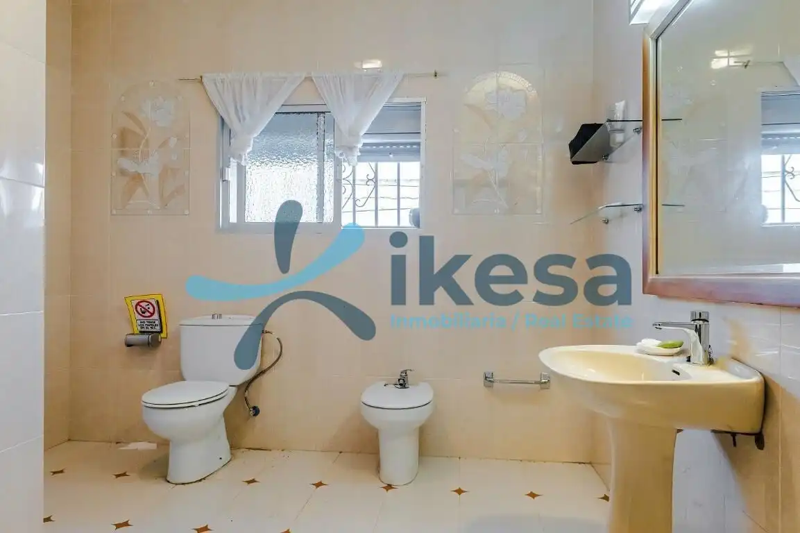 Bathroom of Land for sale in Puebla de Guzmán